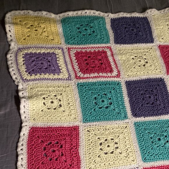 Handmade Crochet Granny Square Blanket – Pastel Multicolour Throw - Picture 5 of 9